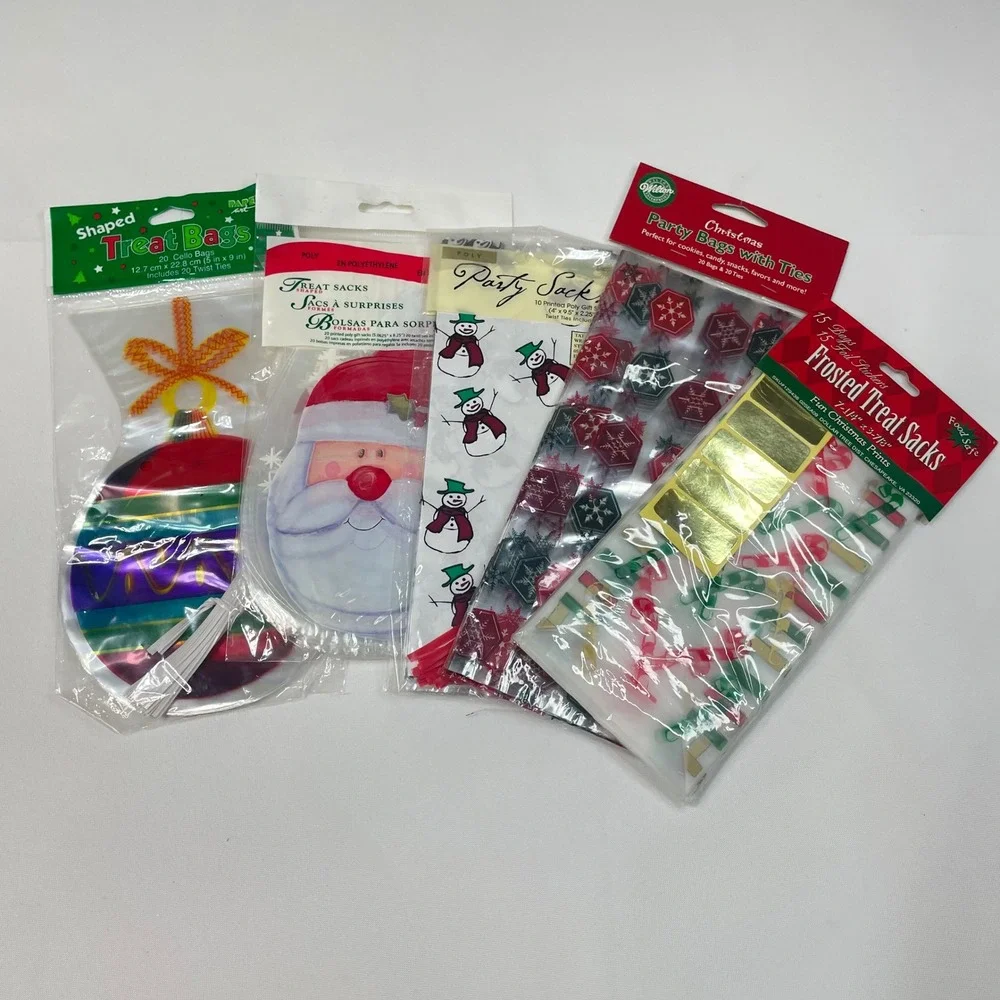 Christmas Craft Kit Bundle Holiday DIY Gift Bag Treat Sacks Stocking Card Holder